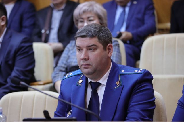 Прокурора Якутии наделили правом законодательной инициативы