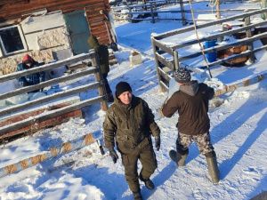 Более 100 семьям Хангаласского улуса заготовили лед