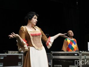 Амурский театр прибыл в Якутск с восьмью спектаклями