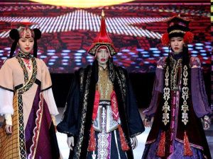 Гран-при фестиваля «Солнечный олень» завоевала Татьяна Милованова из Калмыкии