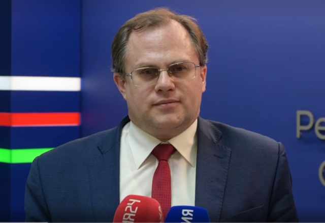 Михаил Присяжный: в школах Якутии к Антифашистскому форуму проводят «Диалоги на равных»