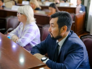 Прошла восьмая очередная сессия Якутской городской Думы