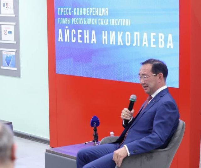 Айсен Николаев: Позитивные результаты визита Президента будут ощущаться долгие годы