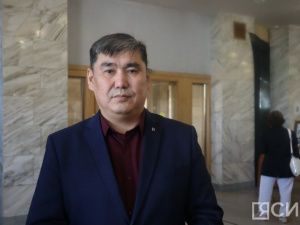 «Он вдохновлял мыслить шире и глобальней»: ректор СВФУ — о первом президенте Якутии