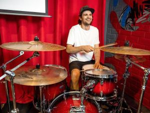 Нерюнгринец превратил увлечение музыкой в бизнес, открыв студию