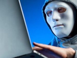 Мошенники обвинили 58-летнего якутянина в госизмене и похитили почти 2 миллиона рублей