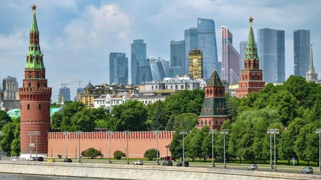 В Кремле назвали планы Франции ввести войска на Украину тревожными