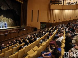 С оглушительным успехом состоялась премьера оперы-олонхо «Ньургун Боотур» в Астане