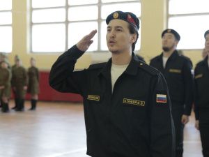 Федерация профсоюзов Якутии организовала смотр строевой подготовки среди работающей молодежи