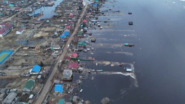 Село Хоринцы уйдёт под воду после взрывания затора у Олёкминска?