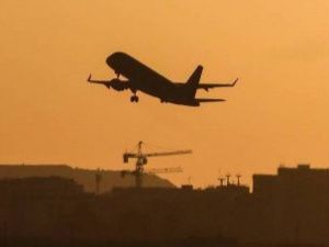 Вылетевший в Якутск самолет «Почты России» совершил экстренную посадку