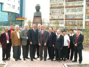 Артур Алексеев — Пламенный Артур был одним из лучших продолжателей дела выдающихся большевиков-ленинцев