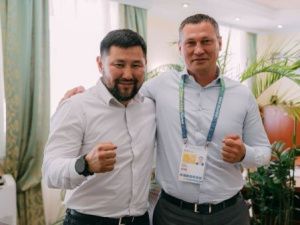 Евгений Григорьев: Шанс пожать руку легендарному боксеру Олегу Саитову