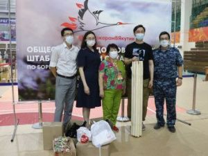 Сотрудники УФСИН России по Республике Саха (Якутия) передали благотворительную помощь в региональный общественный добровольческий штаб 