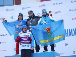 Фото. В Алдане наградили чемпионов спартакиады по зимним видам спорта Якутии