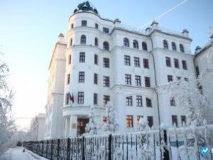 Житель Сунтарского улуса осужден на 10 лет колонии за проникновение в чужой дом и убийство