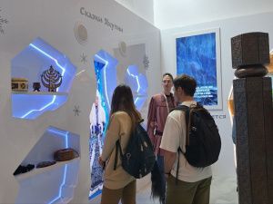 Погрузиться во вселенную Олонхо: павильон Якутии на выставке «Россия» на ВДНХ