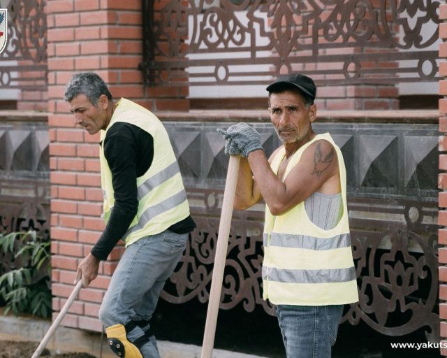 На проспекте Ленина завершают укладку последнего слоя основания перед асфальтированием