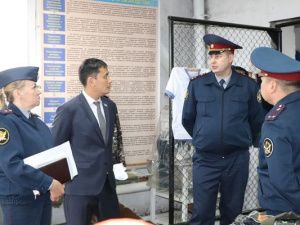 Исправительную колонию № 1 посетил министр предпринимательства, торговли и туризма