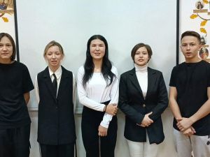 Участники всероссийского конкурса «Смотри, это Россия» отправили подарки для детей из новых регионов