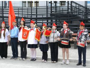 Вячеслав Куличкин — юным пионерам: «Учитесь побеждать!»