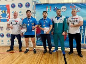 Железнодорожники завоевали серебро по «русскому жиму» на спартакиаде Алданского  района