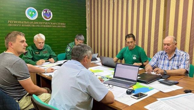 В двух районах Якутии пока не удаётся переломить ситуацию с лесными пожарами