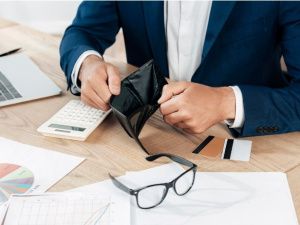 У ГУП «ЖКХ РС(Я)» была выявлена задолженность в сумме свыше 204 млн рублей: Были нарушены права более 3,5 тысяч работников