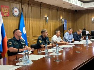 Садовников: Пожароопасная обстановка в Якутии постепенно стабилизируется