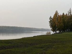 Потерялись во время рыбалки: спасатели Намского района нашли семью с ребёнком