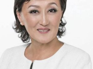 Сардана Авксентьева уходит в краткосрочный отпуск