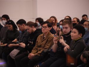 «Голосовал за Якутск». Дмитрий Глуховский встретился с читателями