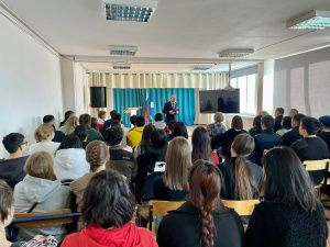 Валерий Лютый встретился с коллективом и студентами Жатайского техникума