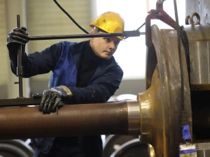 В локомотивном депо компании «ЖДЯ» в Алдане освоят капитальный ремонт современных дизельных двигателей 