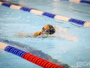 Анастасия Диодорова совершила золотой заплыв в Якутске перед сотнями зрителей