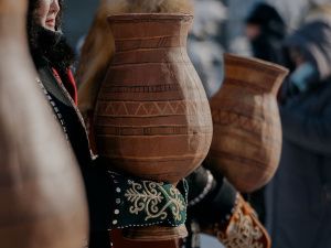 В Якутске состоялось шествие в национальных костюмах