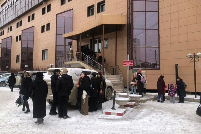 В Якутске здание ТРК «Туймаада» эвакуировали из-за звонка об оставленной сумке с деньгами