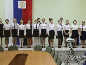 В честь Дня защитника Отечества школьникам вручили паспорта