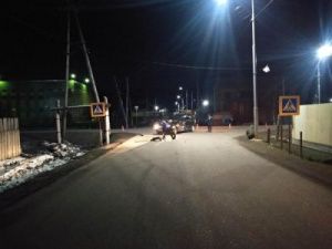 В Верхневилюйске мотоциклист пострадал при столкновении с автомобилем