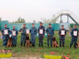 В УФСИН завершились соревнования по многоборью среди специалистов-кинологов со служебными собаками
