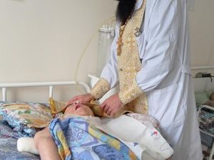 Социальный отдел Якутской епархии продолжает окормлять паллиативное отделение города