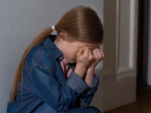 В Таттинском улусе школьница получила перелом позвонка: Виновное лицо оштрафовали на 10 тысяч рублей