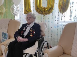 Жительница Якутска Клавдия Слепцова отметила вековой юбилей