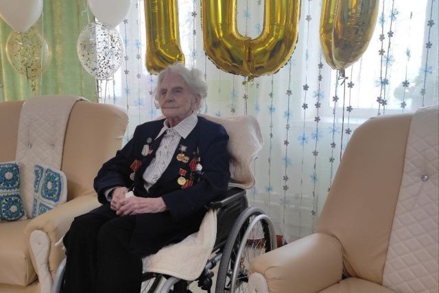 Жительница Якутска Клавдия Слепцова отметила вековой юбилей