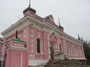 Владислав Левочкин проверил ход реставрации Галереи зарубежного искусства 