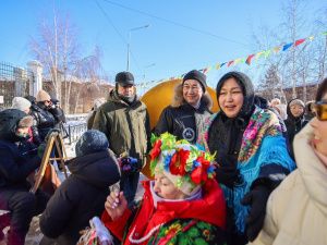 Глава Якутии посетил праздник «Широкая Масленица»