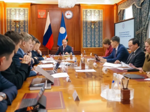 Айсен Николаев рассмотрел актуализированную Стратегию социально-экономического развития Якутии до 2035 года