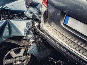 В Алдане в ДТП с участием трех автомашин пострадали двое человек