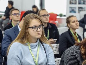 Архитектура, как мысль, должна быть первична: Сардана Авксентьева обсудила с экспертами развитие городской среды