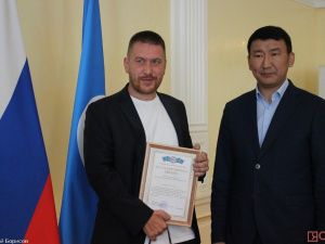 В Якутске чествовали победителей и призеров первого чемпионата мира по борьбе хапсагай